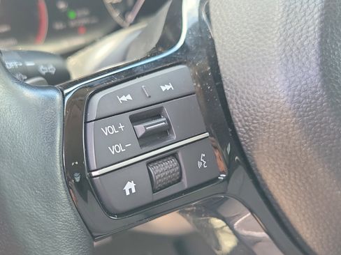 Used 2024 Honda Pilot EX-L image 25