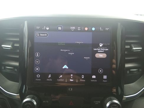 Used 2023 RAM 1500 Laramie AWD/4WD image 22