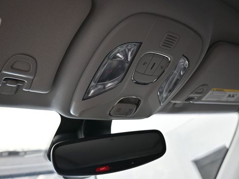 Used 2022 Jeep Compass Limited w/ Sun and Sound Group image 27