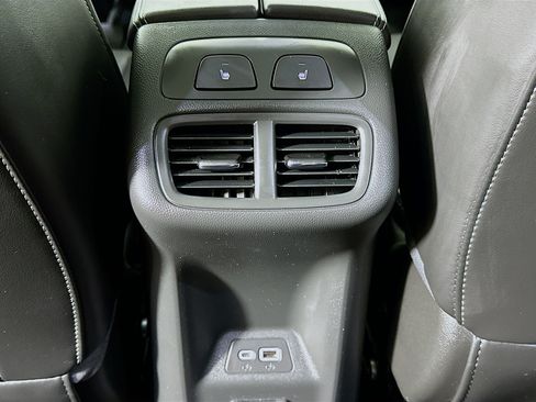 Used 2023 Buick Envision Avenir AWD/4WD image 27