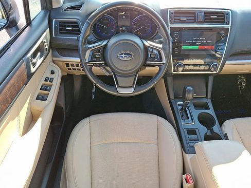 Used 2019 Subaru Outback 2.5i Limited w/ Popular Package #2 image 12