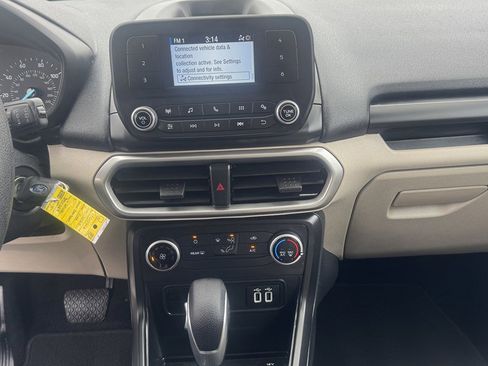 Used 2020 Ford EcoSport S image 19