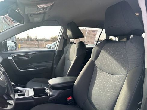 Used 2024 Toyota RAV4 XLE image 10