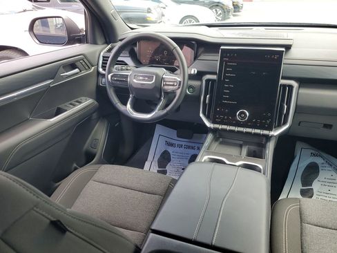 Used 2025 GMC Acadia Elevation image 12