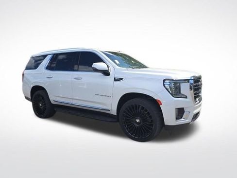Used 2021 GMC Yukon SLT w/ SLT Premium Package image 1