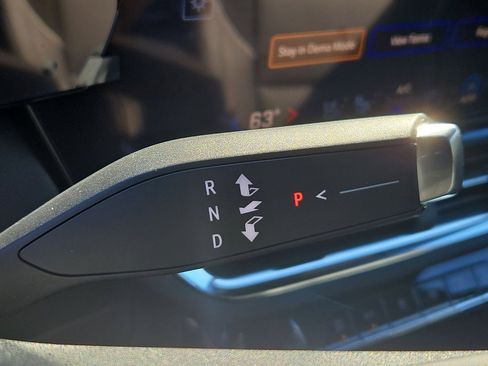 New 2026 Chevrolet Equinox EV LT w/ Convenience Package II image 15