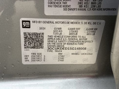 Used 2025 Chevrolet Silverado 1500 LT AWD/4WD image 29