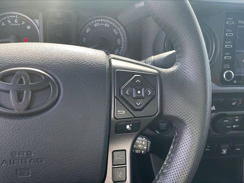 Used 2020 Toyota Tacoma TRD Off-Road w/ TRD Premium Off Road Package image 21