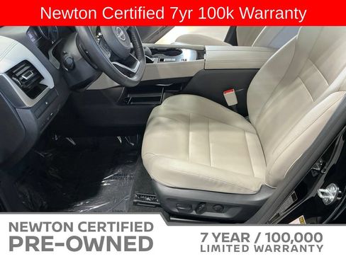 Used 2023 Nissan Rogue SL w/ SL Premium Package FWD image 16