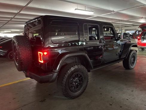 Used 2023 Jeep Wrangler Unlimited Rubicon 4xe AWD/4WD image 4