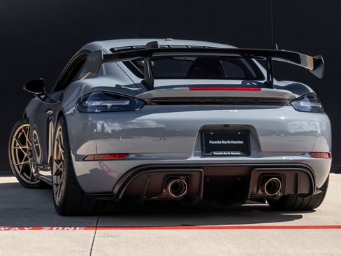 Certified 2024 Porsche 718 Cayman GT4 RS RWD image 3