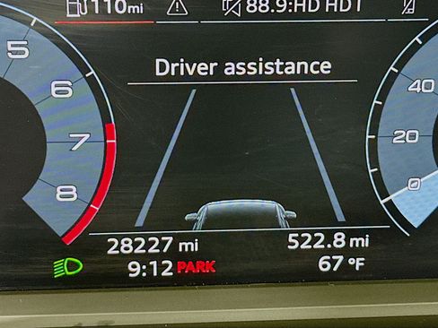 Used 2025 Audi Q3 2.0T Premium image 17