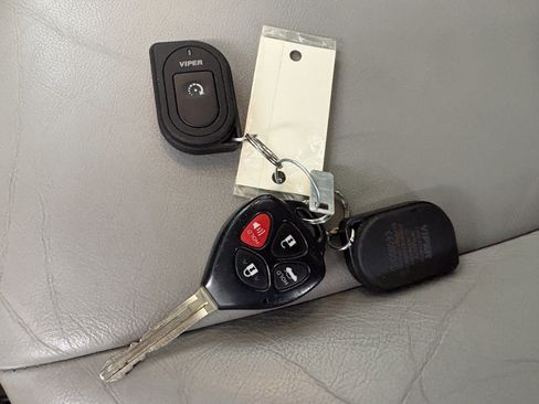 Used 2007 Toyota Camry XLE FWD image 21
