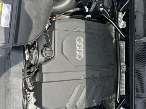Used 2024 Audi Q5 2.0T Premium Plus AWD/4WD image 37