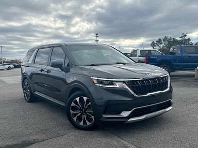 Used 2024 Kia Carnival EX