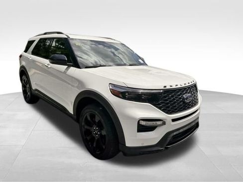Used 2023 Ford Explorer ST w/ Equipment Group 401A AWD/4WD image 3