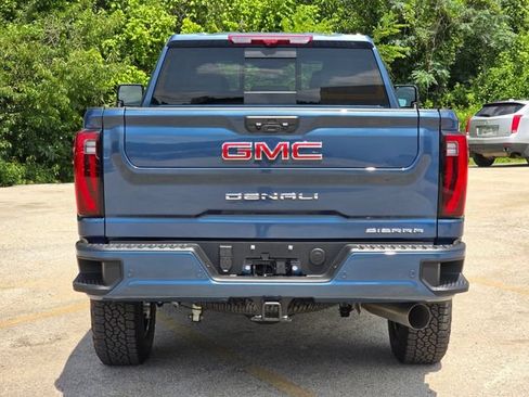 New 2026 GMC Sierra 2500 Denali w/ Denali Reserve Package AWD/4WD image 4