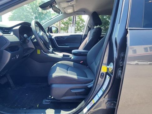 Used 2019 Toyota RAV4 LE w/ All Weather Liner Package AWD/4WD image 10