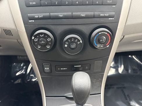 Used 2009 Toyota Corolla LE image 22
