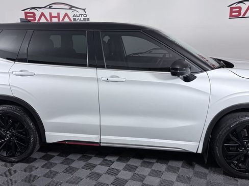Used 2023 Mitsubishi Outlander ES AWD/4WD image 7