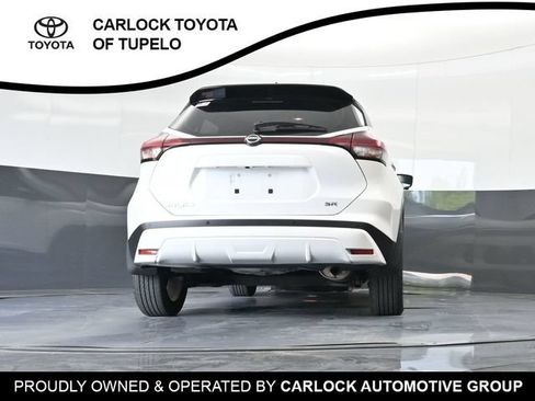 Used 2023 Nissan Kicks SR w/ SR Premium Package FWD image 46
