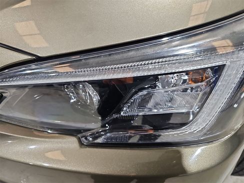 Used 2021 Subaru Outback Premium image 30