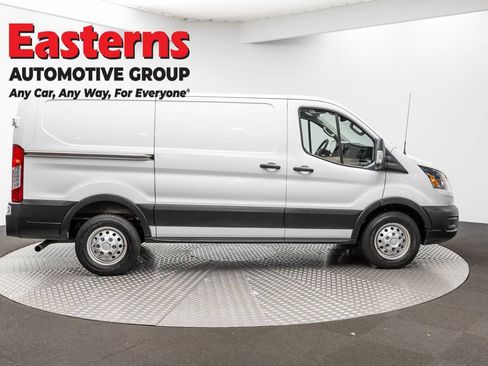 Used 2021 Ford Transit 150 Low Roof AWD image 4