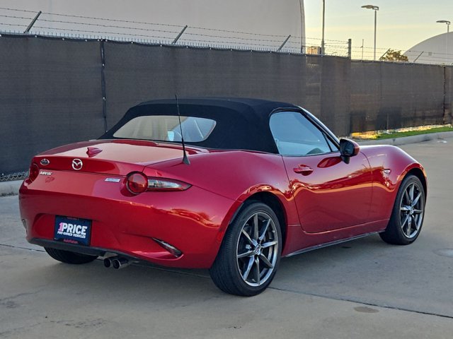 Used 2016 MAZDA MX-5 Miata Grand Touring RWD image 5