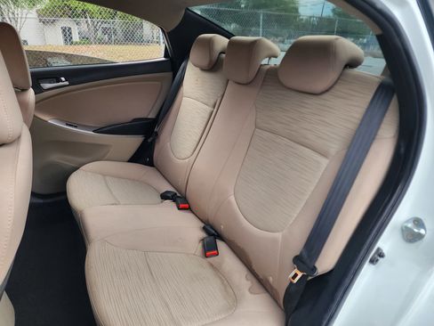 Used 2017 Hyundai Accent SE image 19