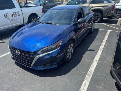 Used 2024 Nissan Altima 2.5 S FWD image 4