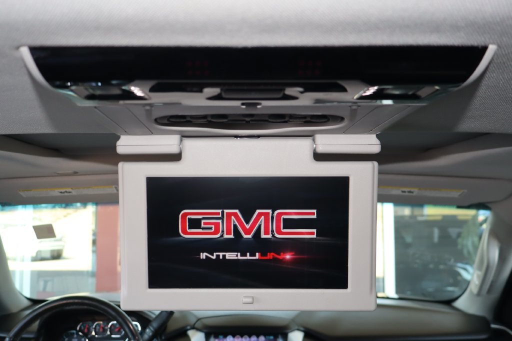 Used 2018 GMC Yukon SLT w/ Open Road Package AWD/4WD image 37