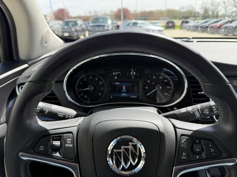 Used 2020 Buick Encore Preferred AWD/4WD image 7