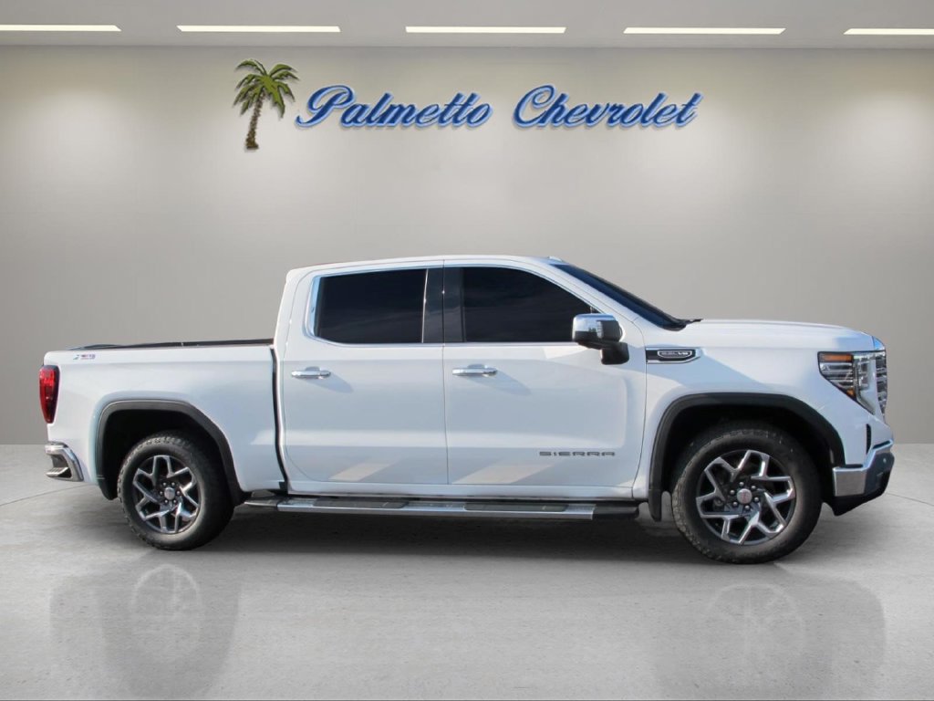 Used 2025 GMC Sierra 1500 SLT w/ SLT Premium Plus Package AWD/4WD image 2