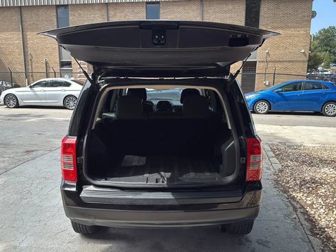 Used 2015 Jeep Patriot High Altitude AWD/4WD image 11