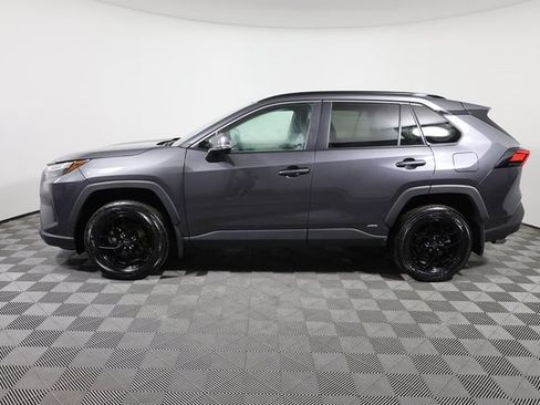 Used 2023 Toyota RAV4 XLE image 8