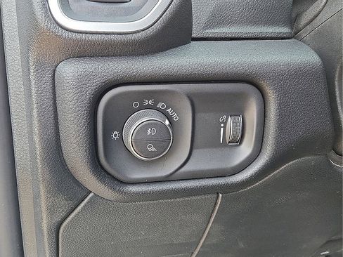 Used 2024 RAM 2500 Big Horn image 23