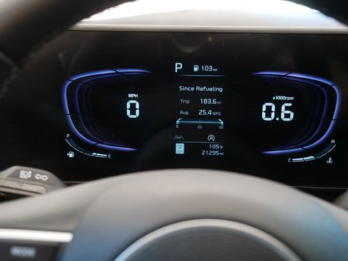 Used 2023 Kia Sportage X-Line w/ X-Line Premium Package AWD/4WD image 21