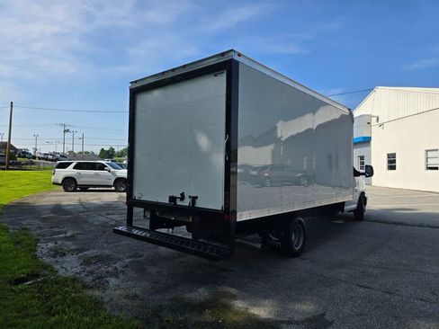 New 2025 Chevrolet Express 3500 w/ Power Convenience Package image 10