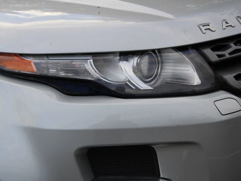 Used 2015 Land Rover Range Rover Evoque Pure Plus image 42