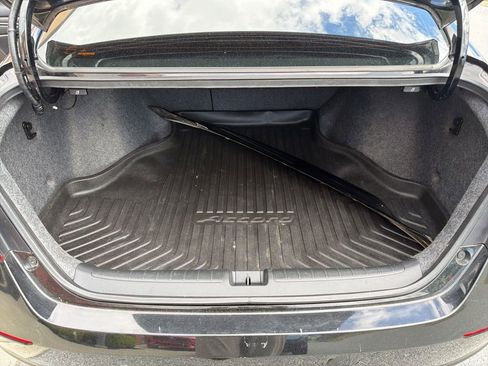 Used 2018 Honda Accord EX-L image 16