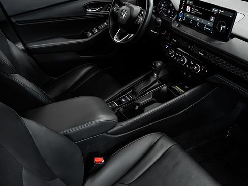 Used 2023 Honda Accord Touring image 29