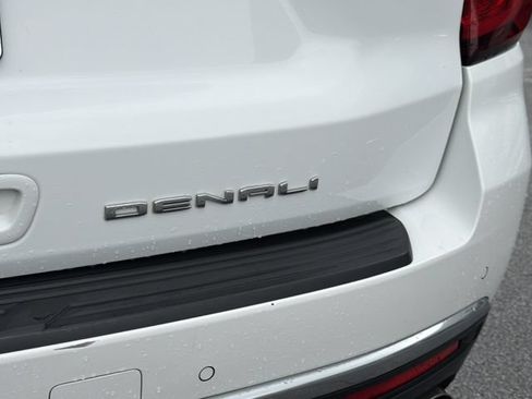 Used 2023 GMC Yukon XL Denali RWD image 6