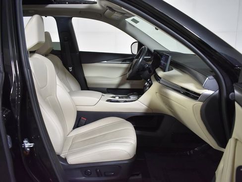 Certified 2023 INFINITI QX60 Luxe w/ Cargo Package image 40