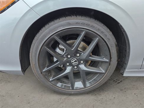 Certified 2025 Honda Civic Sport image 14