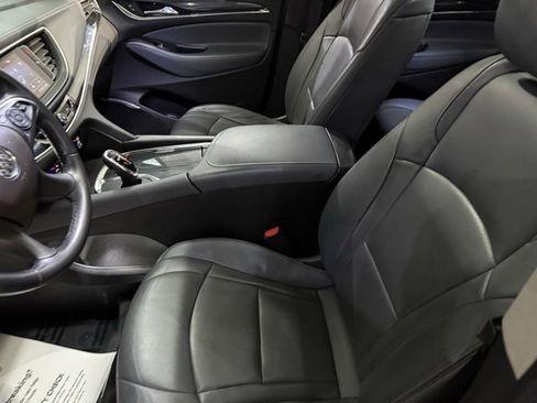 Used 2021 Buick Enclave Essence w/ Sound and Sites Package image 11