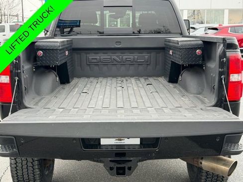 Used 2018 GMC Sierra 3500 Denali image 24
