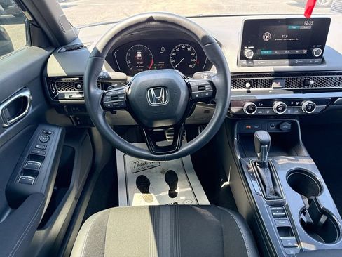 Used 2024 Honda Civic Sport image 14