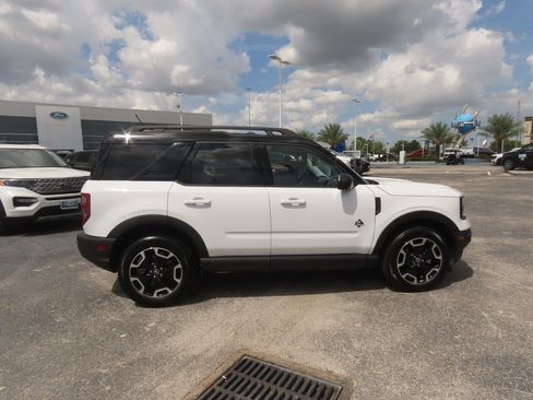 Used 2024 Ford Bronco Sport Outer Banks AWD/4WD image 10