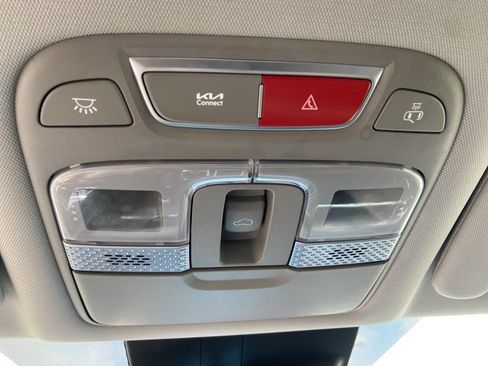 Used 2025 Kia Telluride S FWD image 48