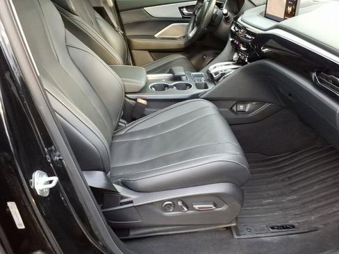 Used 2023 Acura MDX SH-AWD w/ Technology Package image 8